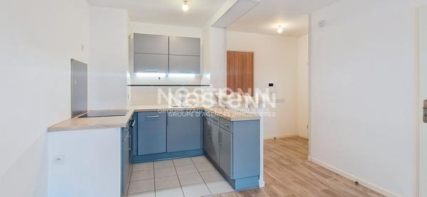 À LOUER , Bois d'Arcy - Croix Bonnet , Appartement 2 pièces de 39 m² avec terrasse et parking s/sol