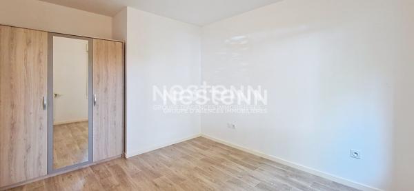 À LOUER , Bois d'Arcy - Croix Bonnet , Appartement 2 pièces de 39 m² avec terrasse et parking s/sol