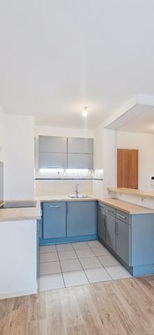 À LOUER , Bois d'Arcy - Croix Bonnet , Appartement 2 pièces de 39 m² avec terrasse et parking s/sol