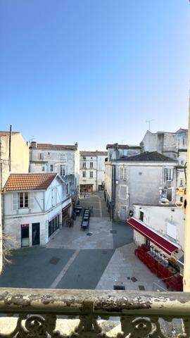 Studio a fort potentiel au coeur du centre-ville