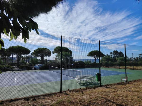 STUDIO DANS RESIDENCE AVEC PISCINE ET TENNIS