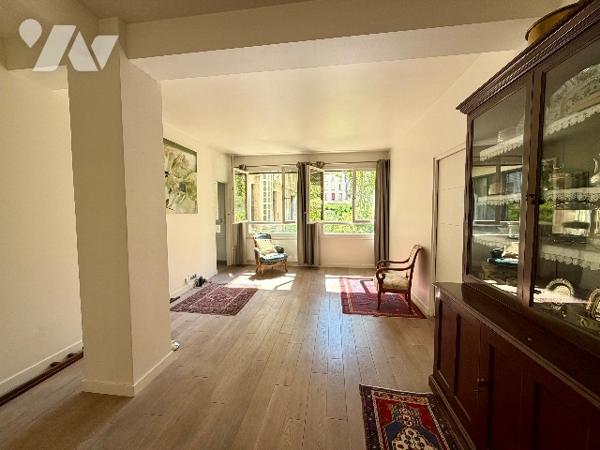 PARIS 7ᵉ – Gros-Caillou – 15 Avenue Franco-Russe - Grand deux-pièces 58,5m²