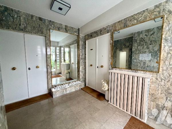 PARIS 7ᵉ – Gros-Caillou – 15 Avenue Franco-Russe - Grand deux-pièces 58,5m²
