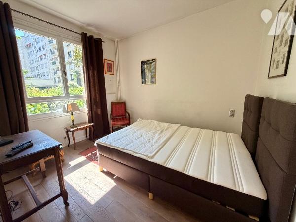 PARIS 7ᵉ – Gros-Caillou – 15 Avenue Franco-Russe - Grand deux-pièces 58,5m²