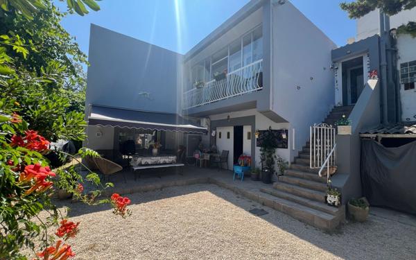 Maison à vendre    6 pièces • 135 m2 Allauch