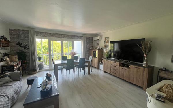 Maison à vendre    6 pièces • 135 m2 Allauch