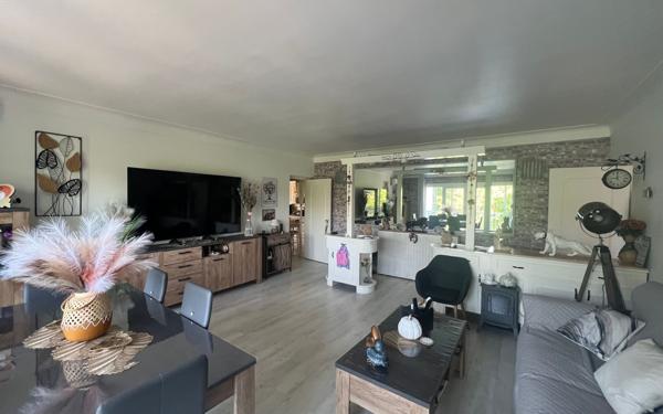 Maison à vendre    6 pièces • 135 m2 Allauch