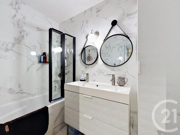 Appartement F4 à vendre  4 pièces - 81,20 m 2   CHARENTON LE PONT  - 94