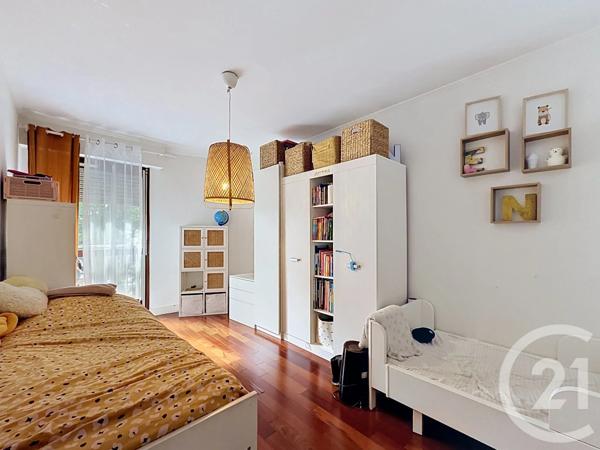 Appartement F4 à vendre  4 pièces - 81,20 m 2   CHARENTON LE PONT  - 94