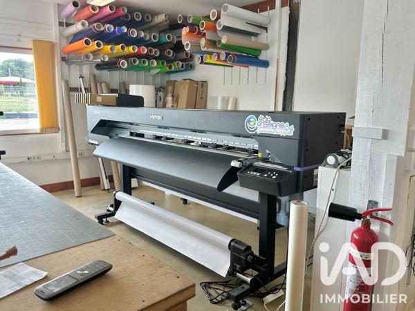 Publicité​ à vendre 1 750 m² Grillon