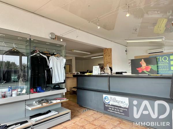 Publicité​ à vendre 1 750 m² Grillon