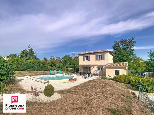 RIANS  VILLA T4 AVEC PISCINE ET ACCÈS AU VILLAGE À PIED
