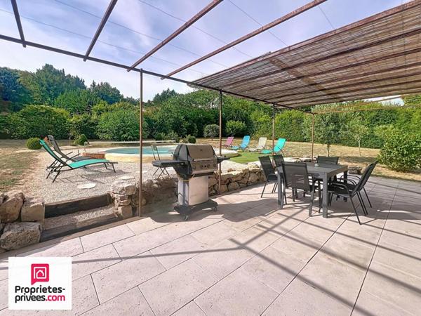 RIANS  VILLA T4 AVEC PISCINE ET ACCÈS AU VILLAGE À PIED