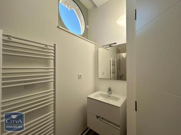 Appartement à louer 3 pièces 56.3m²