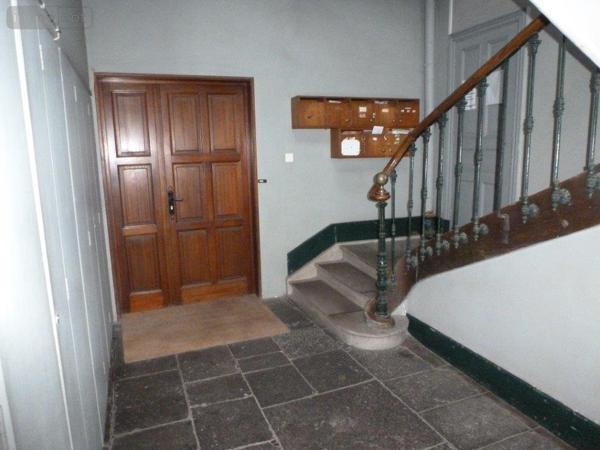 Appartement à vendre à Saint-Flour dans le Cantal (15100), ref : 044/720