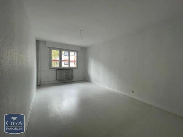Appartement à louer 3 pièces 76m²