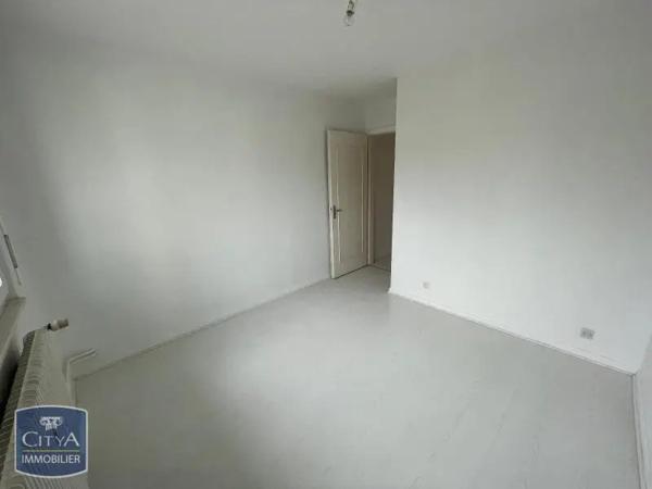 Appartement à louer 3 pièces 76m²