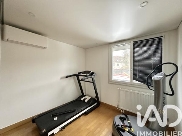 Maison à vendre 6 pièces 108 m² Savigny-le-Temple