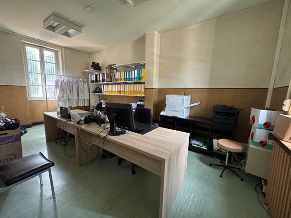 A VENDRE - LOCAL COMMERCIAL DE 315M2 PAMIERS