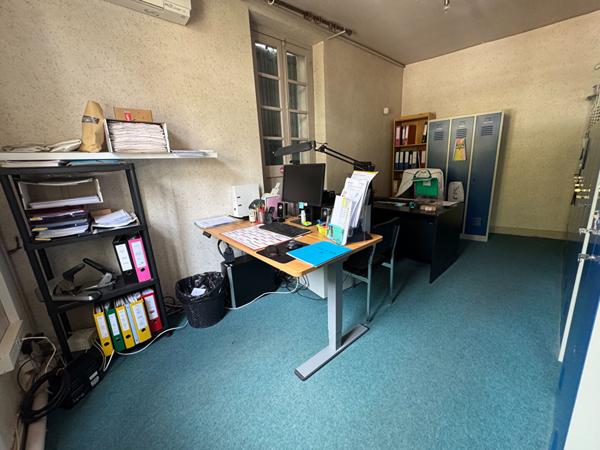 A VENDRE - LOCAL COMMERCIAL DE 315M2 PAMIERS