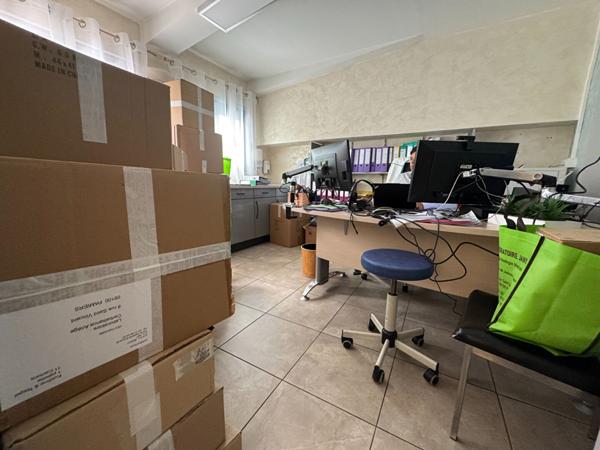 A VENDRE - LOCAL COMMERCIAL DE 315M2 PAMIERS