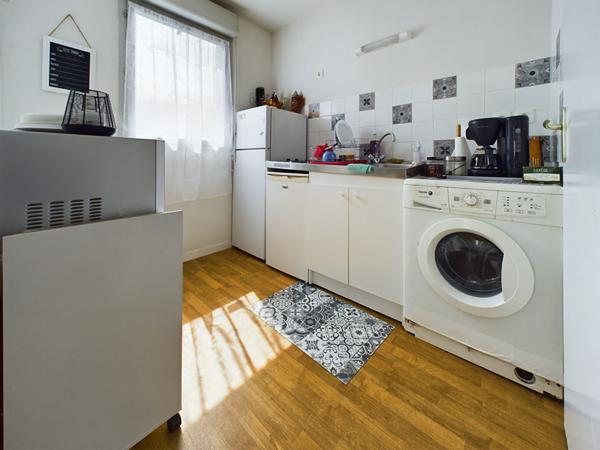 VENTE : appartement de 2 pièces (49 m²) à ELBEUF