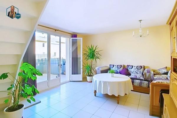 T2 Duplex avec grande terrasse, parking et cave