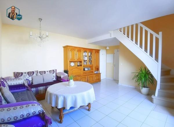 T2 Duplex avec grande terrasse, parking et cave