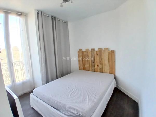 Vente                                                      Appartement
                        
                     2 pièces                      30 m2                     à Villeneuve-Saint-Georges
