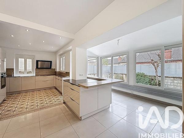 Maison à vendre 5 pièces 125 m² Épernay