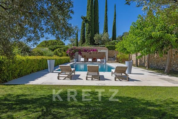 PROPRIETE DE 10 PIECES FACE A LA MER