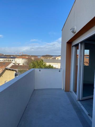 Appartement 3 pièces 65 m2 avec balcon