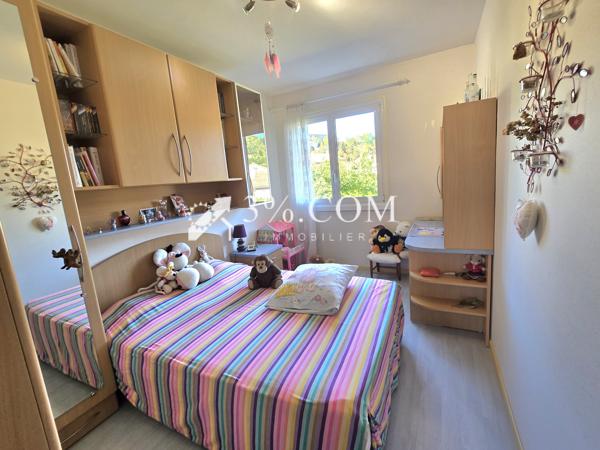 Maison 5 pièce(s) 3 chambre(s) 100 m²