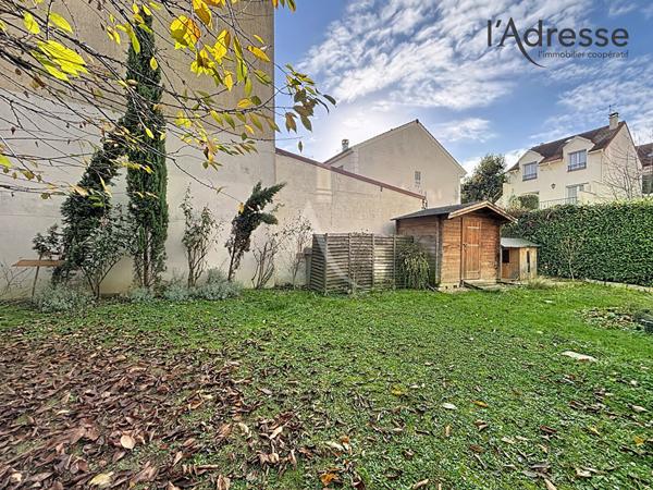 Suresnes - Appartement 3 pièces de 58 m² avec jardin 200 m² - Parking et Cave - 2ème parking en sus