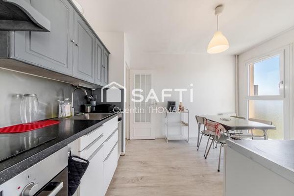 Spacieux T4 lumineux avec parking et cave !