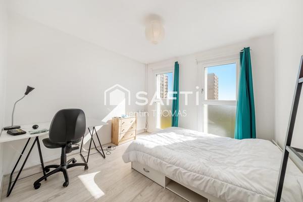 Spacieux T4 lumineux avec parking et cave !