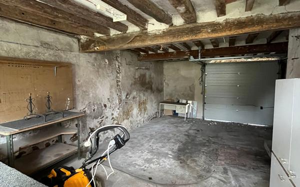 Maison à louer    6 pièces •  Saint-Cyr-sur-Morin