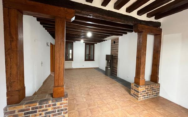 Maison à louer    6 pièces •  Saint-Cyr-sur-Morin