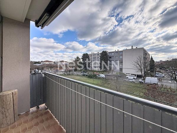 Appartement 3 Pièces Traversant avec Cave Balcon Parking - 69500 BRON