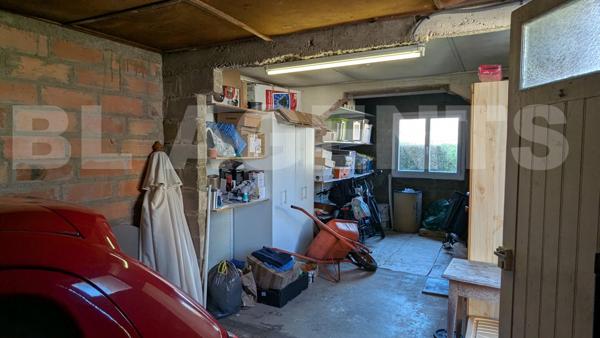 QUARTIER SAINT-GEORGES - 3 CHAMBRES – PISCINE CREUSEE – GARAGE