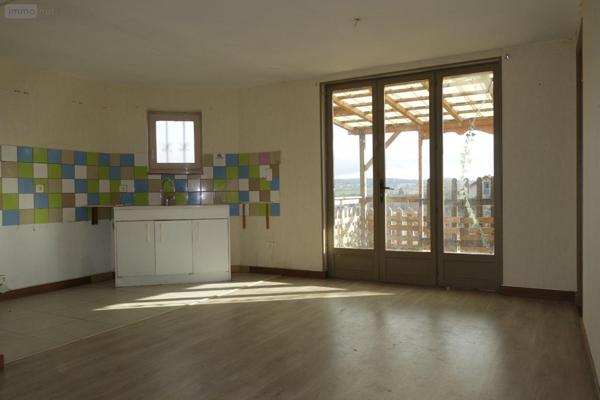 Maison à vendre à Prissé en Saône-et-Loire (71960), ref : MA 576