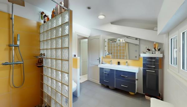 Maison Ustaritz 6 pièces 152 m2, sous sol complet, piscine et spa / Co exclusivité