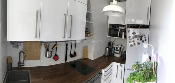 Vente                                                      Appartement
                        
                     2 pièces                      30 m2                     à Paris 14