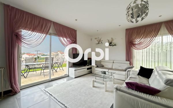 Maison à vendre    5 pièces •  Chazelles-sur-Lyon