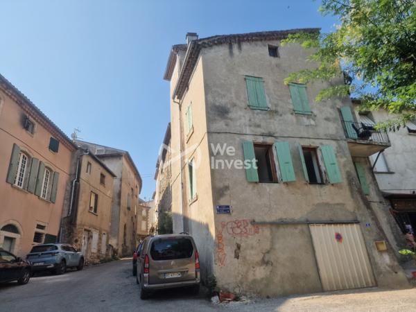 IMMEUBLE DE RAPPORT 5 LOTS LOUÉS — CENTRE HISTORIQUE DES VANS (07140)