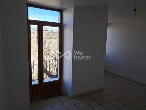 IMMEUBLE DE RAPPORT 5 LOTS LOUÉS — CENTRE HISTORIQUE DES VANS (07140)