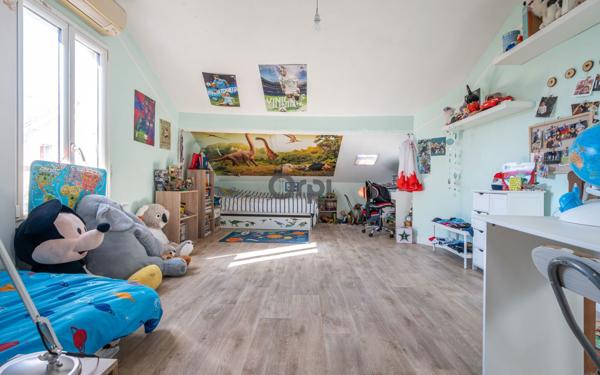 Maison à vendre    4 pièces • 88,61 m2 Champigny-sur-Marne