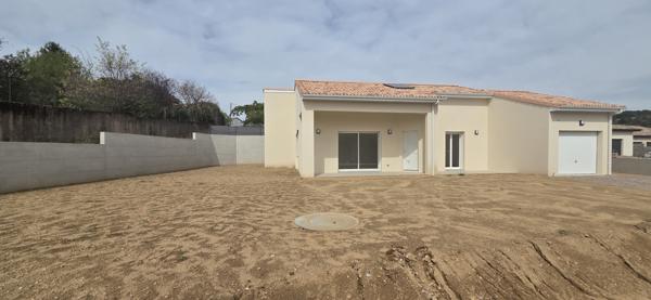 Maison RE 2020 de plain-pied avec garage