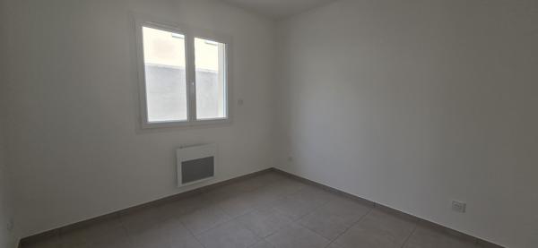 Maison RE 2020 de plain-pied avec garage