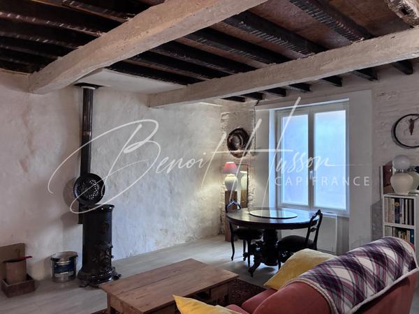 Maison de ville de 130m² avec cour, garage et dépendance